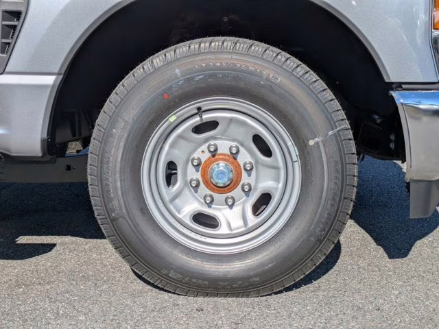 2026 Silver Metallic Ford Super Duty F-250 SRW XL RWD Truck