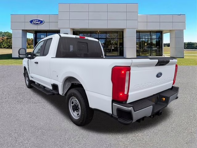 2026 Oxford White Ford Super Duty F-250 SRW XL RWD Truck