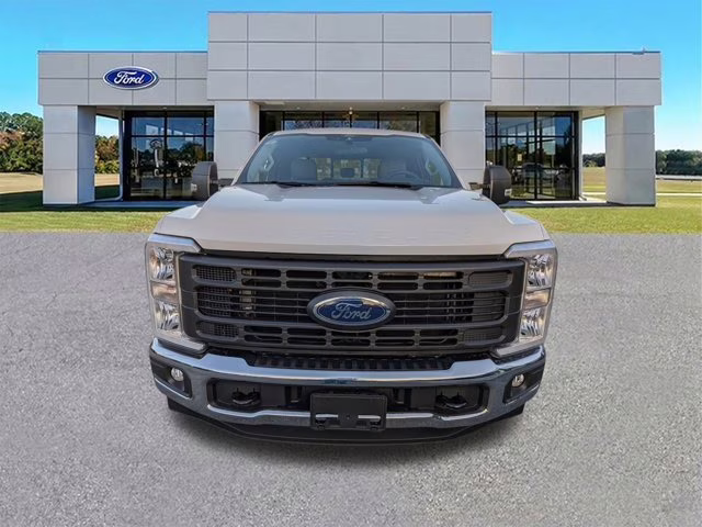 2026 Oxford White Ford Super Duty F-250 SRW XL RWD Truck