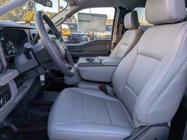 2026 Oxford White Ford Super Duty F-250 SRW XL RWD Truck