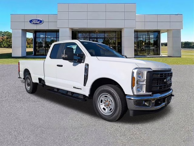 2026 Oxford White Ford Super Duty F-250 SRW XL RWD Truck