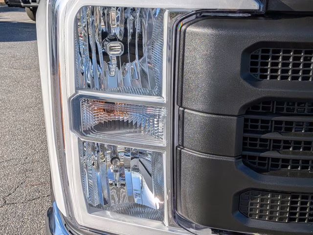 2026 Oxford White Ford Super Duty F-250 SRW XL RWD Truck