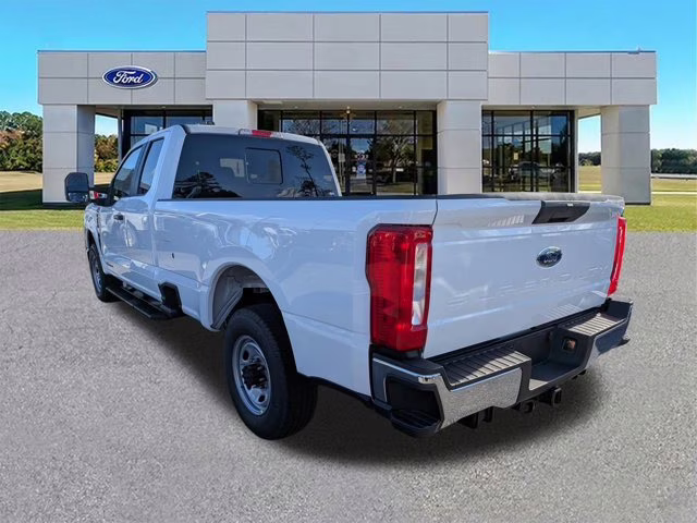 2026 Oxford White Ford Super Duty F-250 SRW XL RWD Truck
