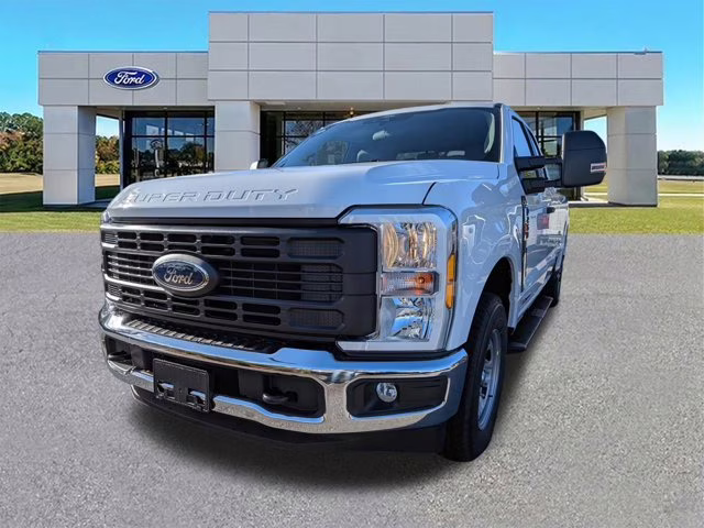 2026 Oxford White Ford Super Duty F-250 SRW XL RWD Truck
