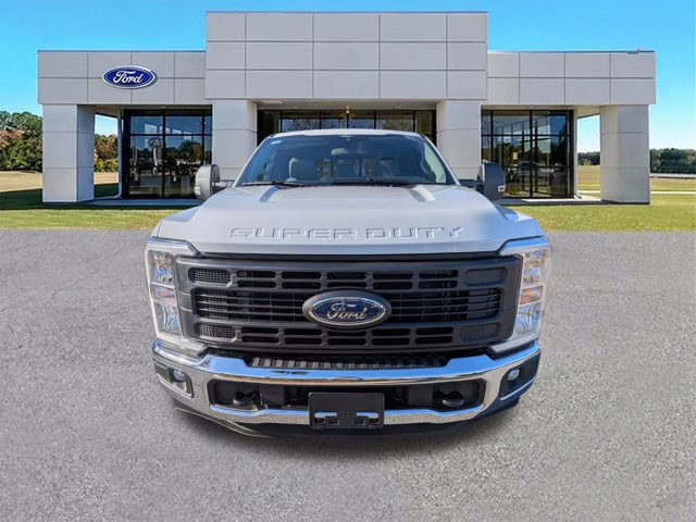 2026 Oxford White Ford Super Duty F-250 SRW XL RWD Truck