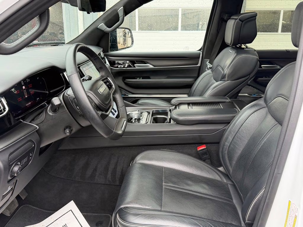 2024 Bright White Clearcoat Jeep Grand Wagoneer L Series II 4X4 SUV