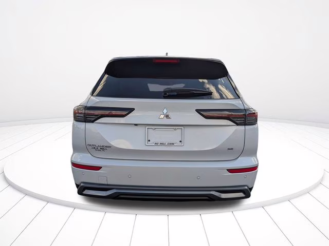 2026 White Diamond Mitsubishi Outlander SE FWD SUV