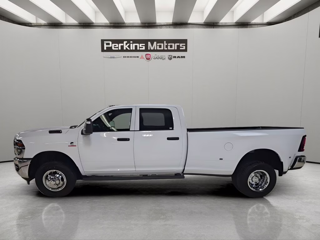 2026 Bright White Clearcoat Ram 3500 Tradesman 4X4 Truck