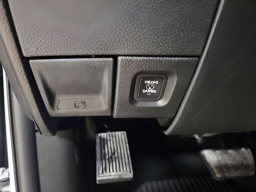 2026 Bright White Clearcoat Ram 3500 Tradesman 4X4 Truck