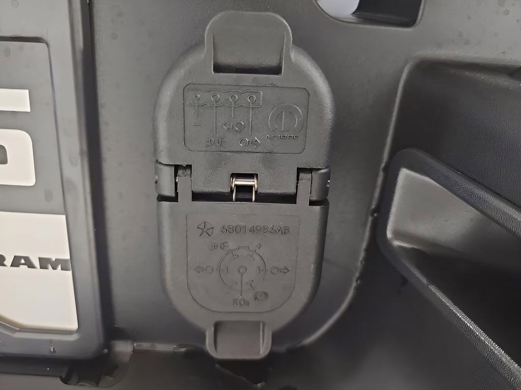 2026 Bright White Clearcoat Ram 3500 Tradesman 4X4 Truck