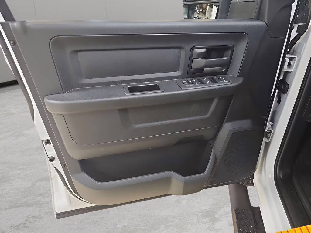 2026 Bright White Clearcoat Ram 3500 Tradesman 4X4 Truck