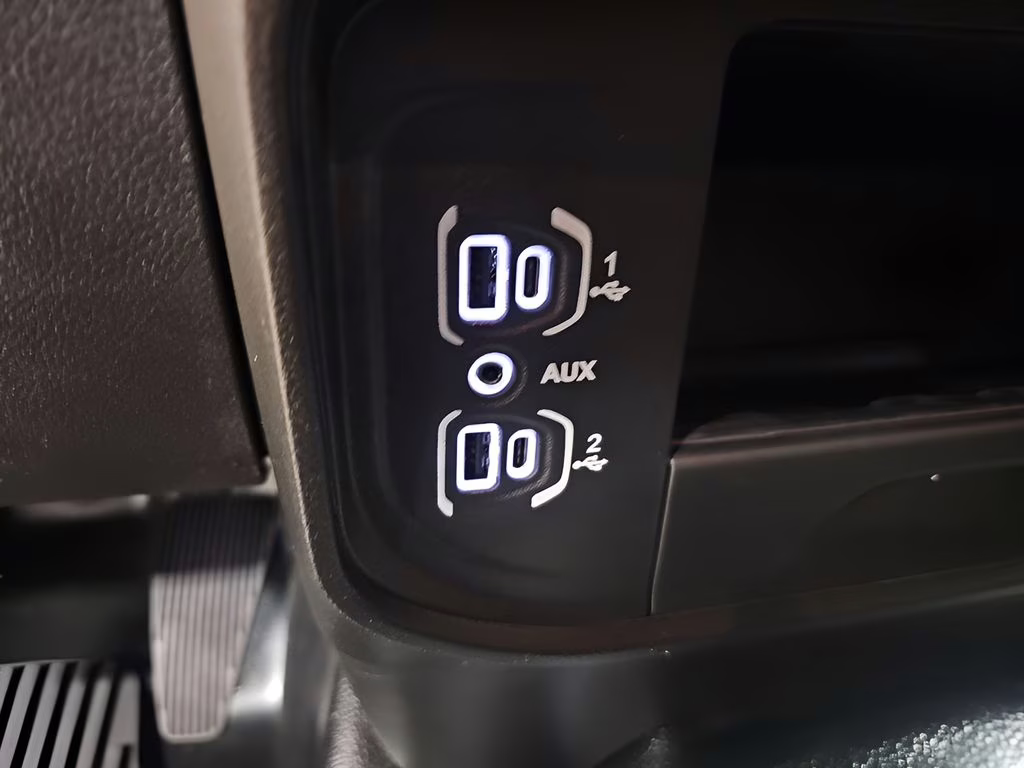 2026 Bright White Clearcoat Ram 2500 Tradesman 4X4 Truck