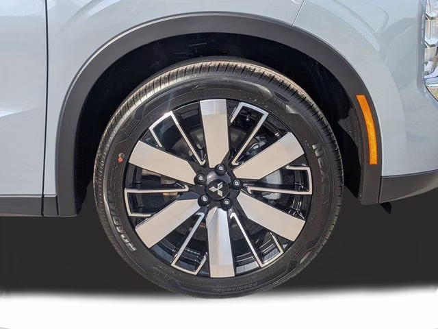 2026 Moonstone Gray Metallic Mitsubishi Outlander SE FWD SUV