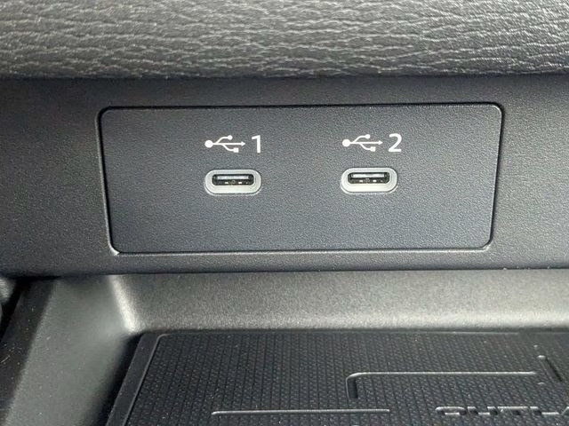 2026 Moonstone Gray Metallic Mitsubishi Outlander SE FWD SUV