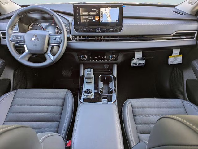 2026 Moonstone Gray Metallic Mitsubishi Outlander SE FWD SUV