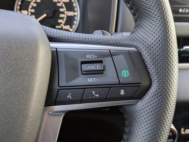 2026 Moonstone Gray Metallic Mitsubishi Outlander SE FWD SUV