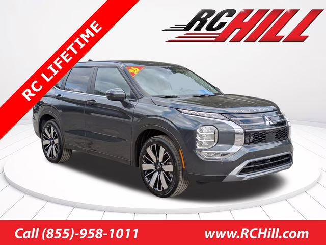 2026 Graphite Gray Mitsubishi Outlander SE FWD SUV