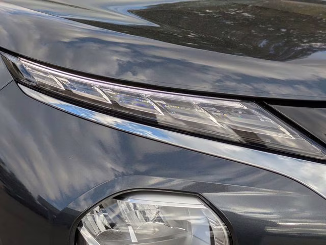 2026 Graphite Gray Mitsubishi Outlander SE FWD SUV