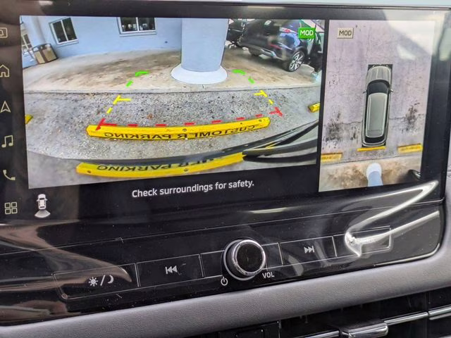 2026 Graphite Gray Mitsubishi Outlander SE FWD SUV