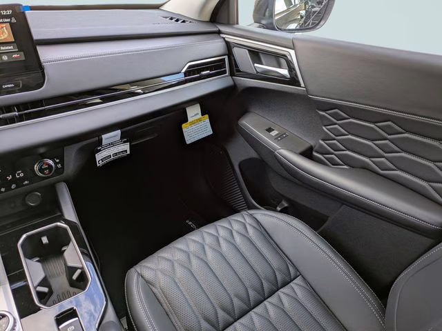 2026 Black Diamond Mitsubishi Outlander SEL FWD SUV