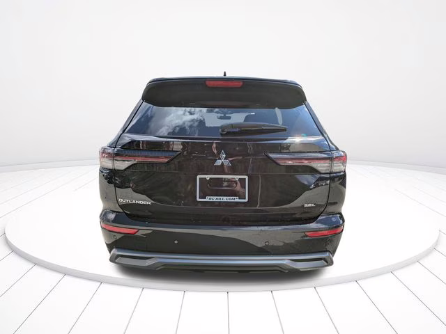 2026 Black Diamond Mitsubishi Outlander SEL FWD SUV