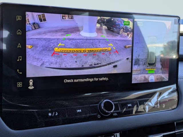 2026 Moonstone Gray/Black Roof Mitsubishi Outlander Trail Edition AWD SUV