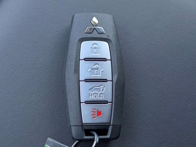 2026 Moonstone Gray/Black Roof Mitsubishi Outlander Trail Edition AWD SUV