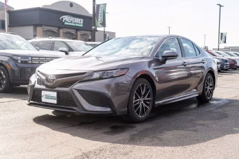 2024 Ice Cap Toyota Camry SE AWD Sedan