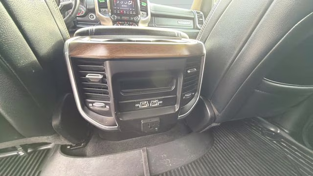 2021 Billet Silver Metallic Clearcoat Ram 1500 Laramie 4X4 Truck