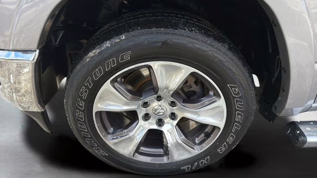 2021 Billet Silver Metallic Clearcoat Ram 1500 Laramie 4X4 Truck