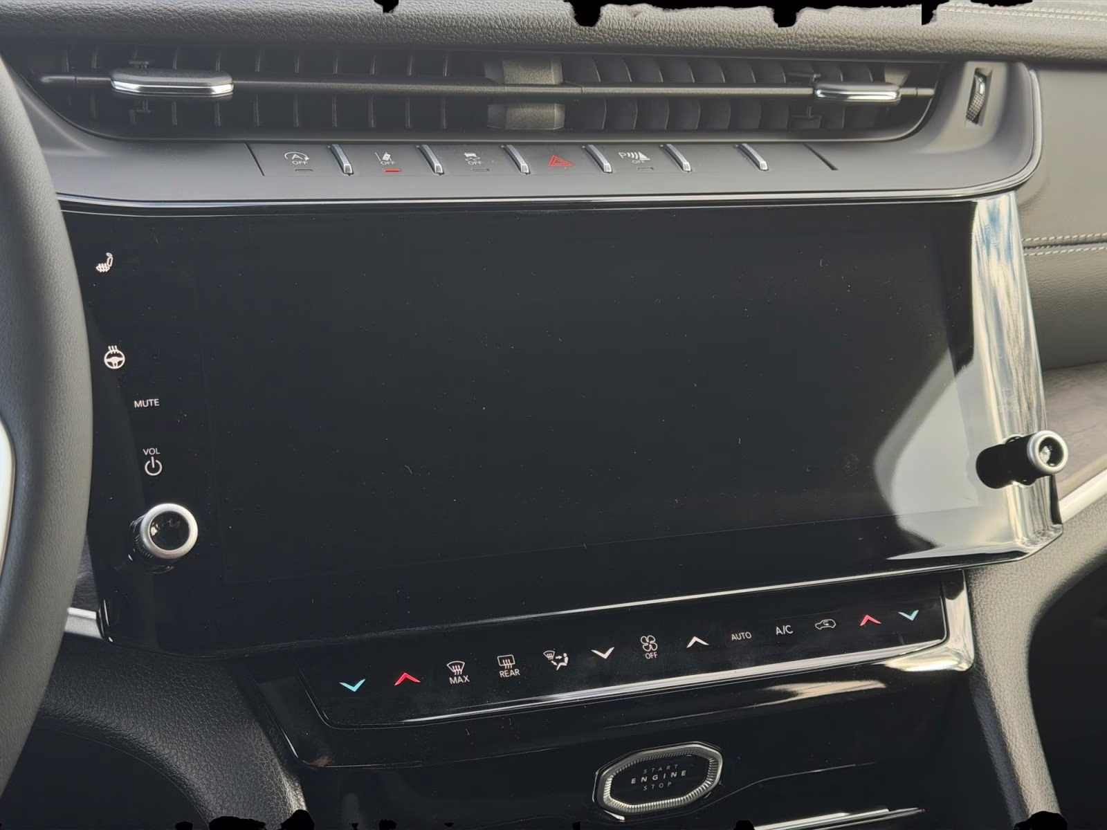 2026 Silver Zynith Jeep Grand Cherokee L Limited 4X4 SUV