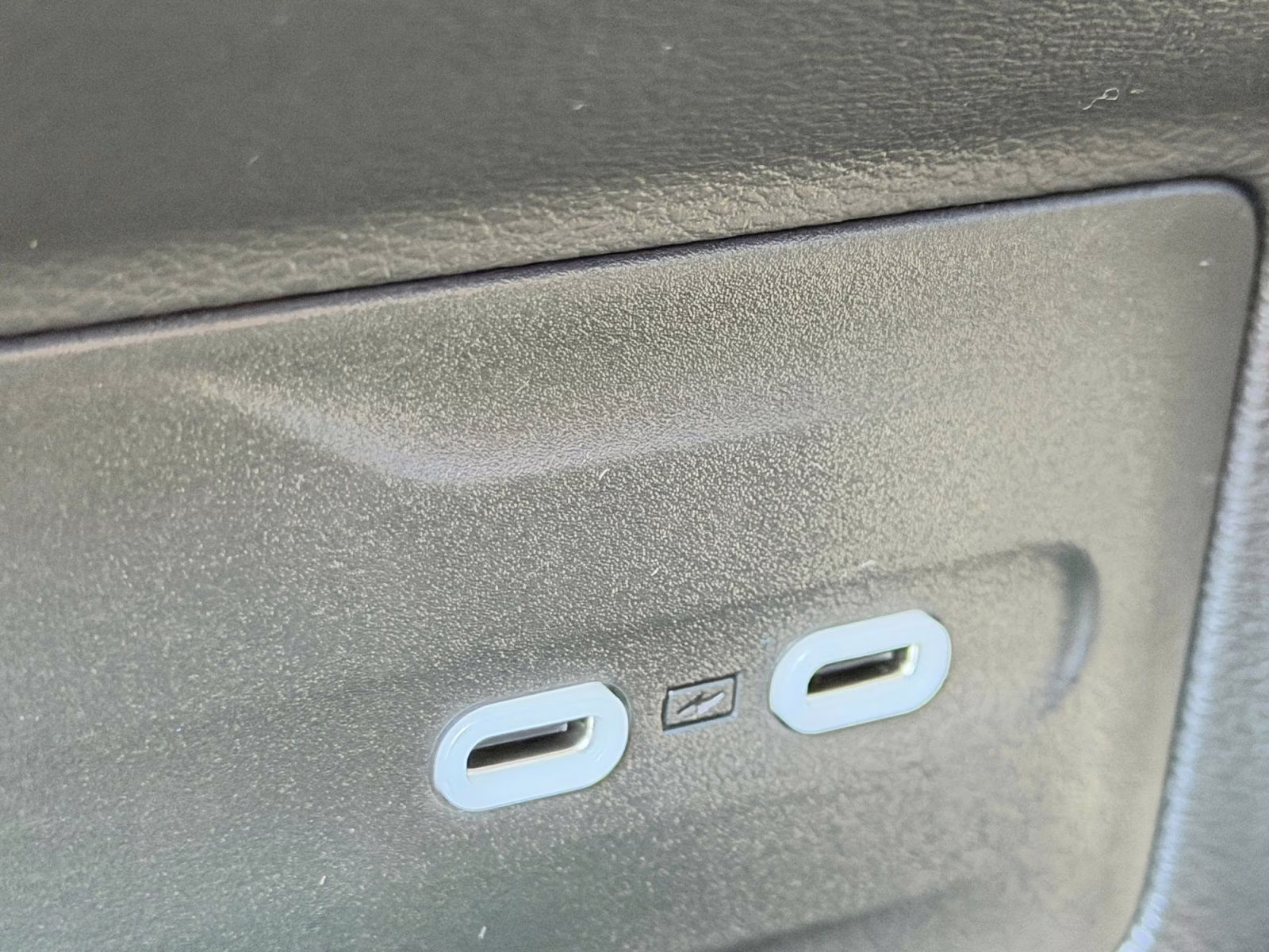 2026 diamond black crystal pearlcoat Jeep Cherokee Limited 4X4 SUV