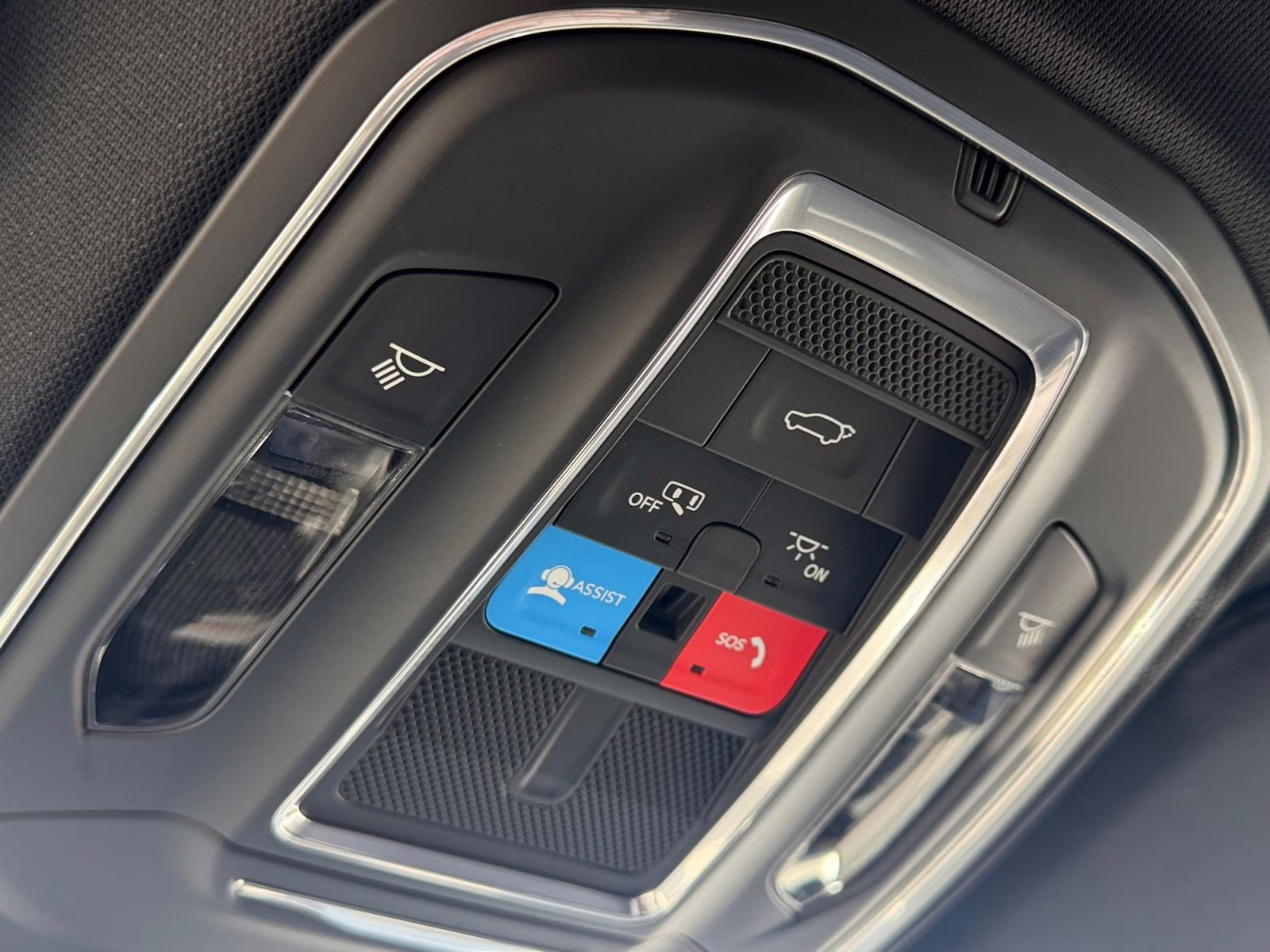 2026 diamond black crystal pearlcoat Jeep Cherokee Limited 4X4 SUV