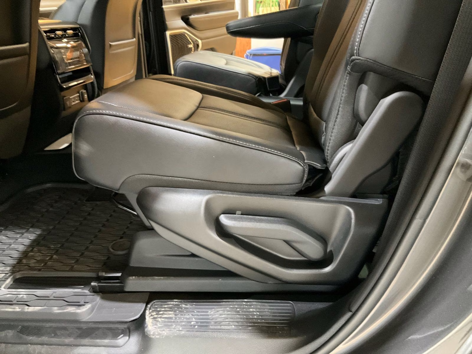 2026 Baltic Gray Metallic Clearcoat Jeep Grand Wagoneer L Limited Altitude 4X4 SUV