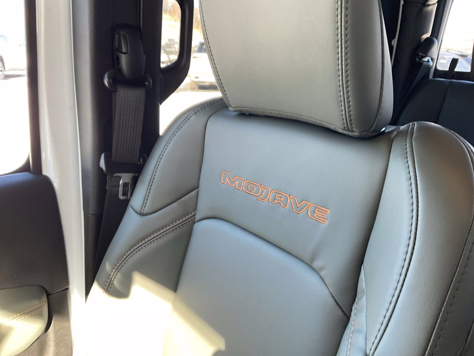 2026 bright white clearcoat Jeep Gladiator Mojave 4X4 Truck