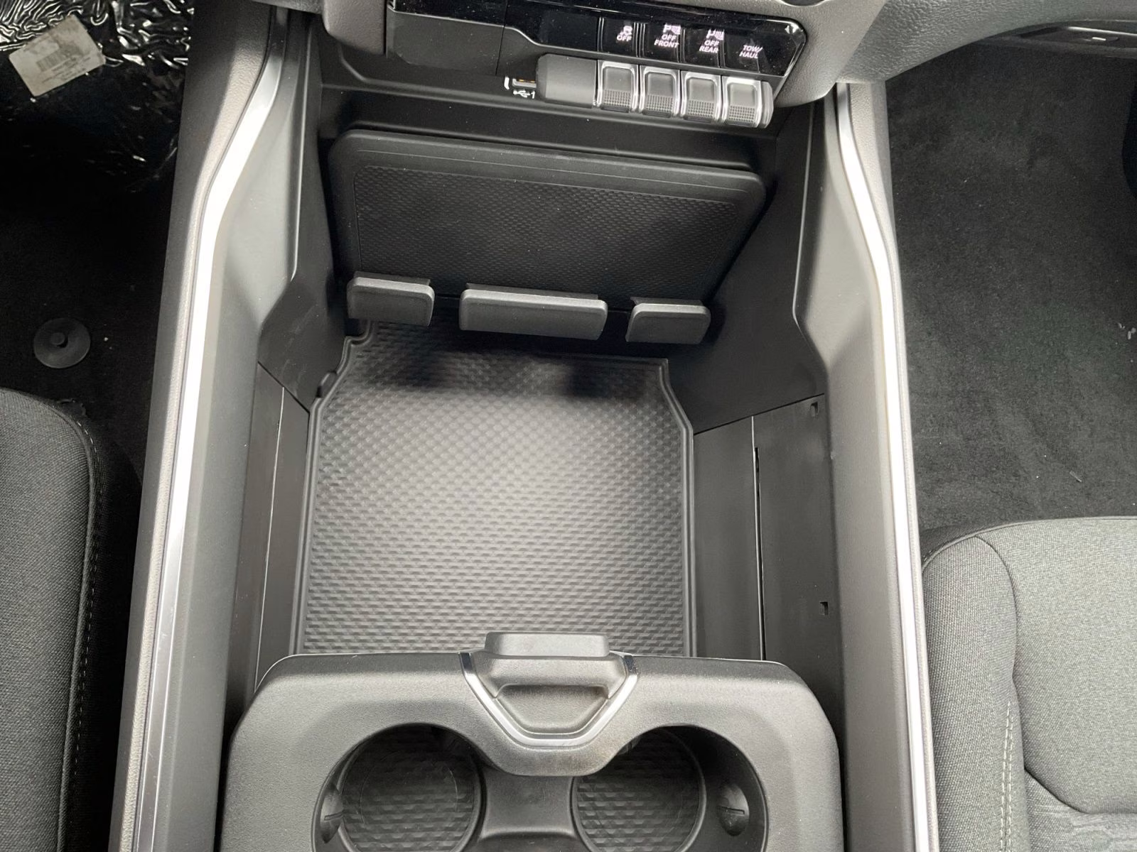 2026 Bright White Clearcoat Ram 1500 Express 4X4 Truck