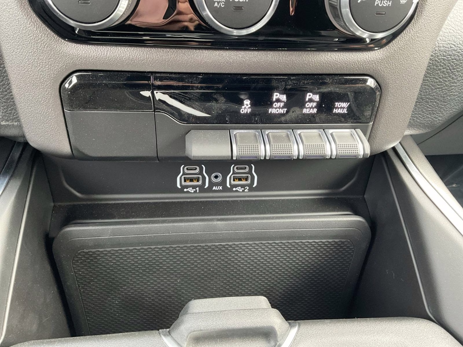 2026 Bright White Clearcoat Ram 1500 Express 4X4 Truck