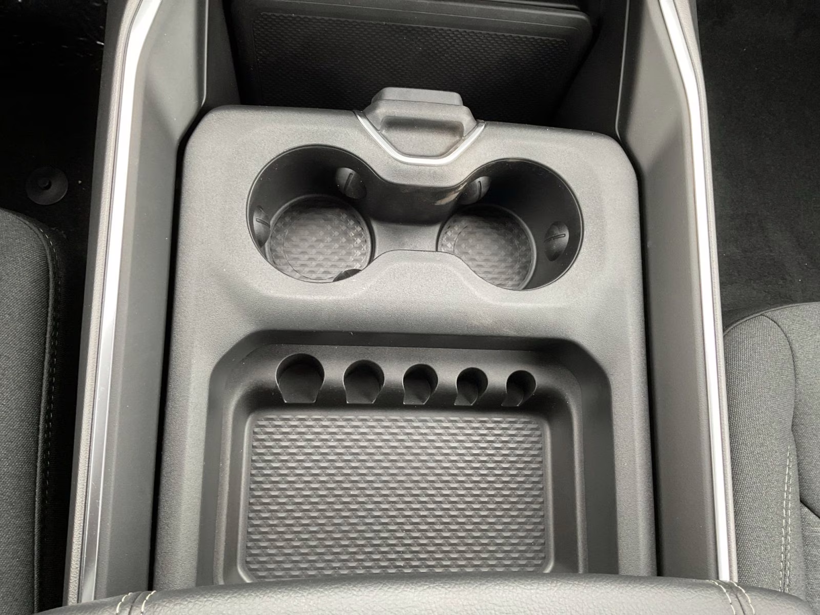 2026 Bright White Clearcoat Ram 1500 Express 4X4 Truck