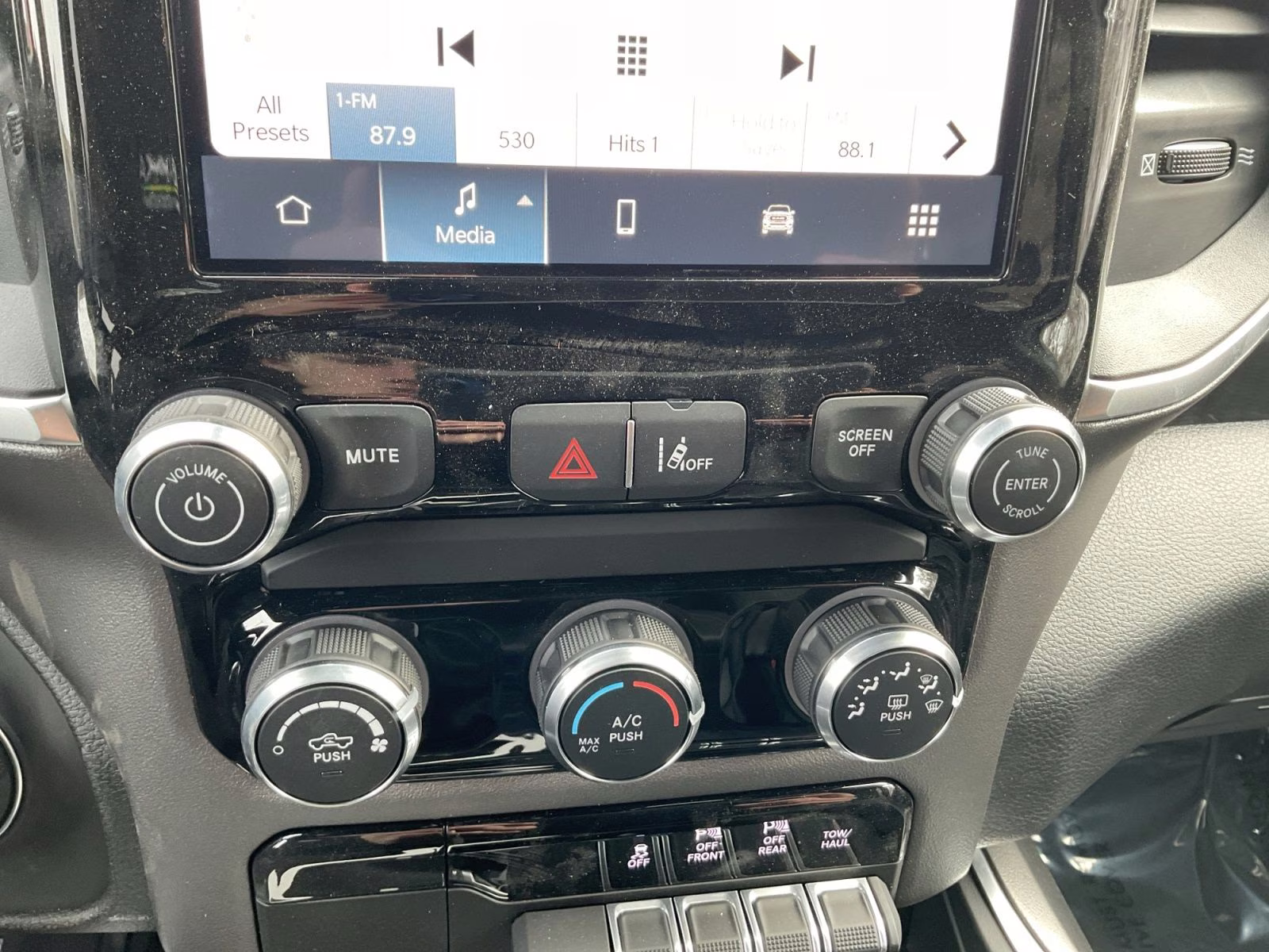 2026 Bright White Clearcoat Ram 1500 Express 4X4 Truck