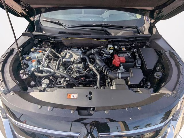 2026 Labrador Black Pearl Mitsubishi Outlander SE FWD SUV