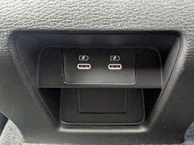 2026 Labrador Black Pearl Mitsubishi Outlander SE FWD SUV