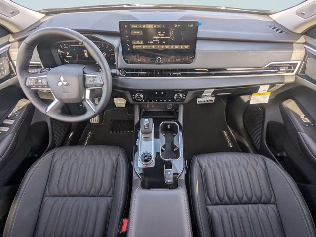 2026 Graphite Gray Mitsubishi Outlander SEL FWD SUV