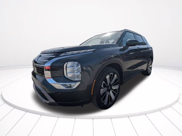 2026 Graphite Gray Mitsubishi Outlander SEL FWD SUV