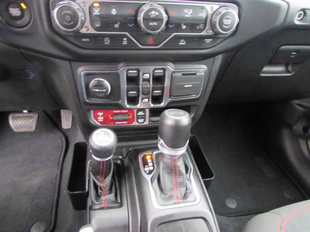 2022 Limited Edition Gobi Clearcoat Jeep Wrangler Unlimited Rubicon 4X4 SUV