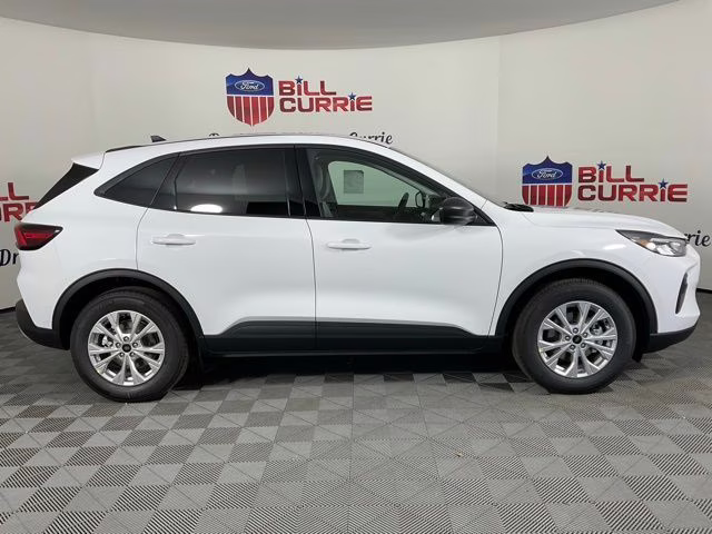 2026 Oxford White Ford Escape Active FWD SUV