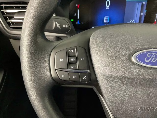 2026 Oxford White Ford Escape Active FWD SUV