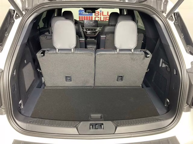 2026 White Metallic Ford Explorer ST 4X4 SUV