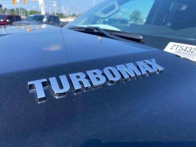 2025 Chevrolet Silverado 1500 Custom - Photo 11