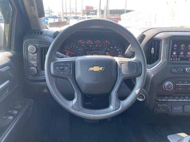 2025 Chevrolet Silverado 1500 Custom - Photo 17