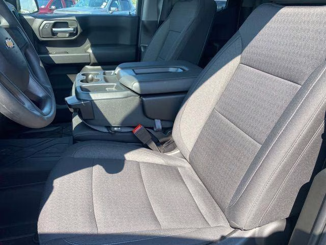 2025 Chevrolet Silverado 1500 Custom - Photo 22